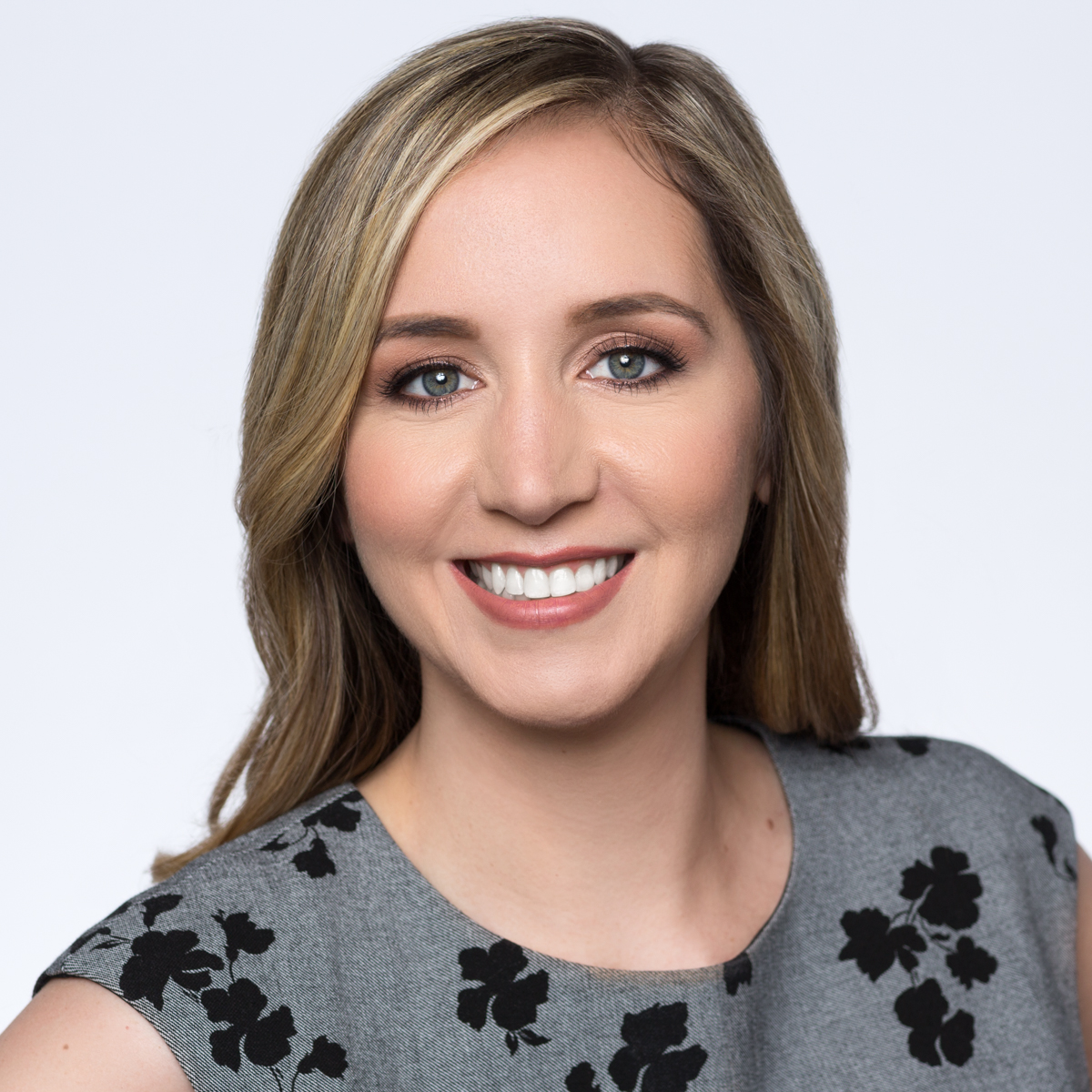 https://www.wakepsychiatry.com/wp-content/uploads/Lydia_Sparks_Headshot_19E4926_SQ1_Web.jpeg